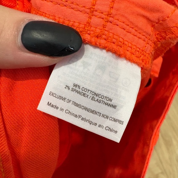 ⭐️ NWT- TORY BURCH ALEXA CROPPED SKINNY JEAN IN POPPY RED- size 30 - Picture 12 of 15